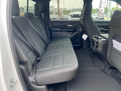 2026 RAM 1500 RAM 1500 EXPRESS CREW CAB 4X4 5'7' BOX