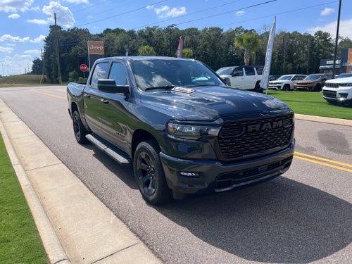 2026 RAM 1500 RAM 1500 EXPRESS CREW CAB 4X4 5'7' BOX