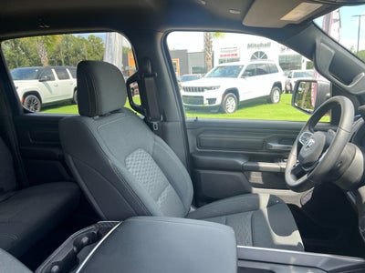 2026 RAM 1500 RAM 1500 EXPRESS CREW CAB 4X4 5'7' BOX