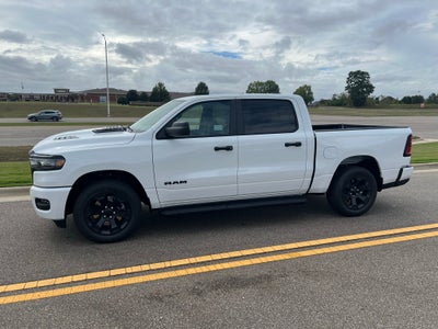 2027 RAM 1500 RAM 1500 EXPRESS CREW CAB 4X4 5'7' BOX