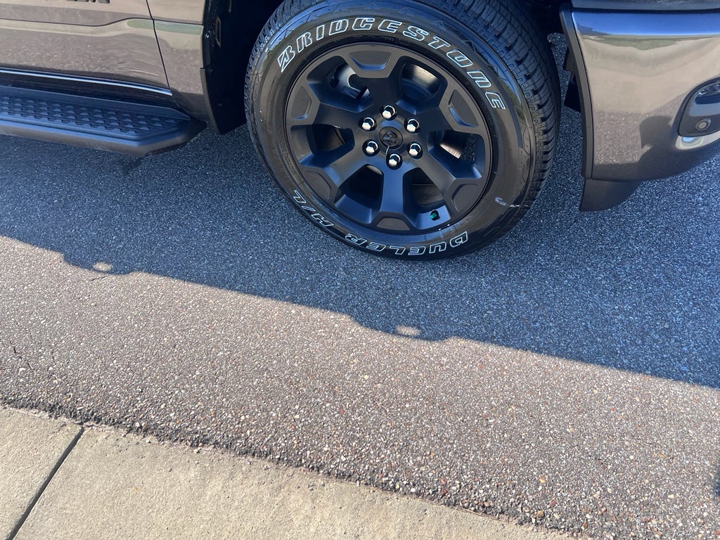 2026 RAM 1500 RAM 1500 EXPRESS CREW CAB 4X4 5'7' BOX