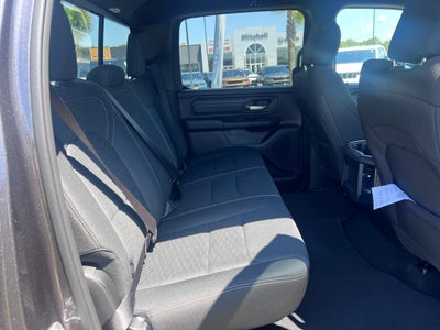 2026 RAM 1500 RAM 1500 EXPRESS CREW CAB 4X4 5'7' BOX