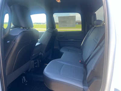 2026 RAM 2500 RAM 2500 TRADESMAN CREW CAB 4X4 6'4' BOX