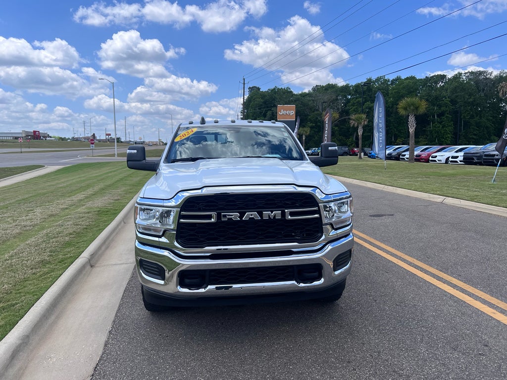2024 RAM 2500 Tradesman Crew Cab 4x4 6'4' Box