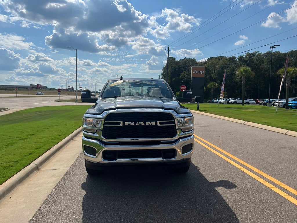 2024 RAM 2500 Tradesman Crew Cab 4x4 6'4' Box