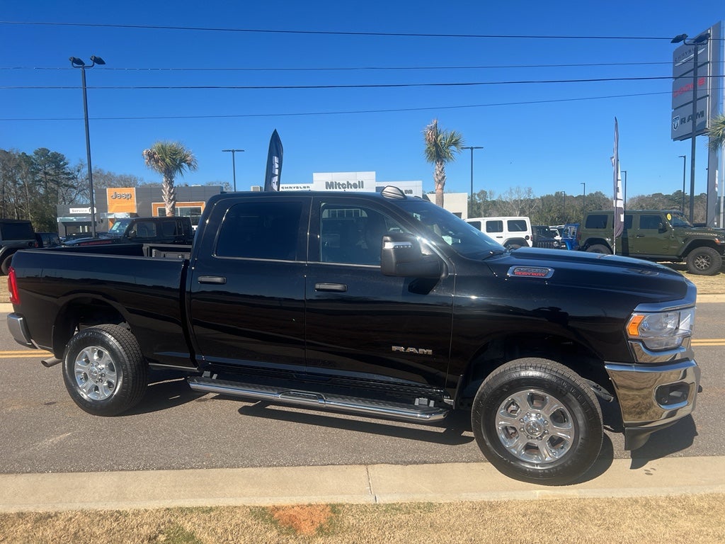 2024 RAM 2500 Big Horn Crew Cab 4x4 6'4' Box