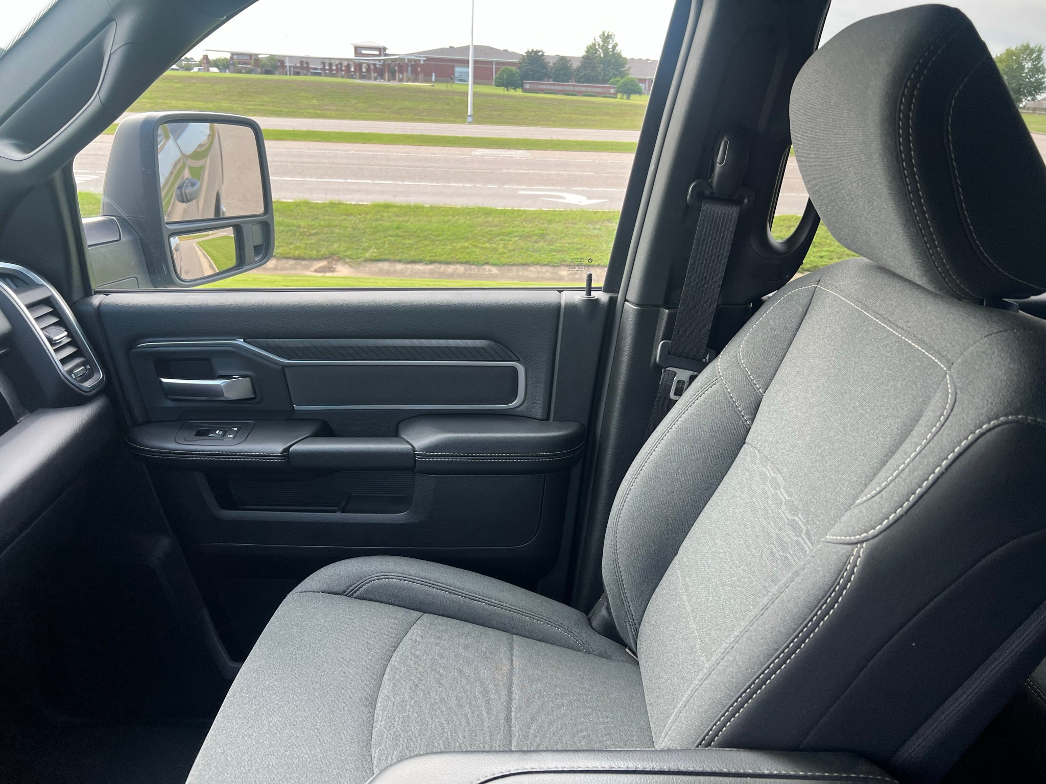 2026 RAM 2500 Big Horn Crew Cab 4x4 6'4' Box