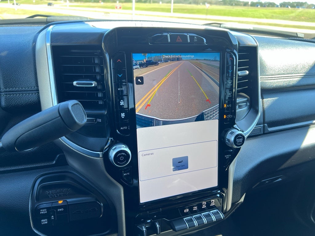 2024 RAM 2500 Laramie Crew Cab 4x4 6'4' Box