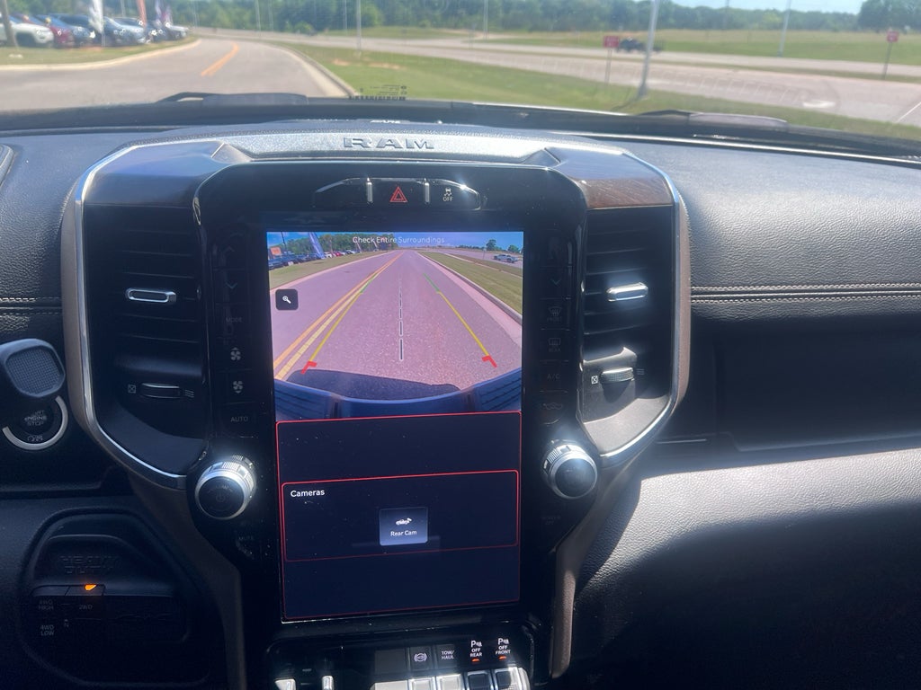 2024 RAM 2500 Laramie Crew Cab 4x4 6'4' Box