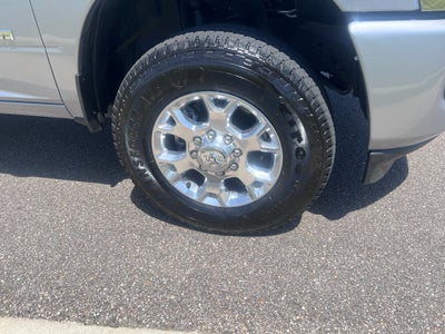 2024 RAM 2500 Laramie Crew Cab 4x4 6'4' Box