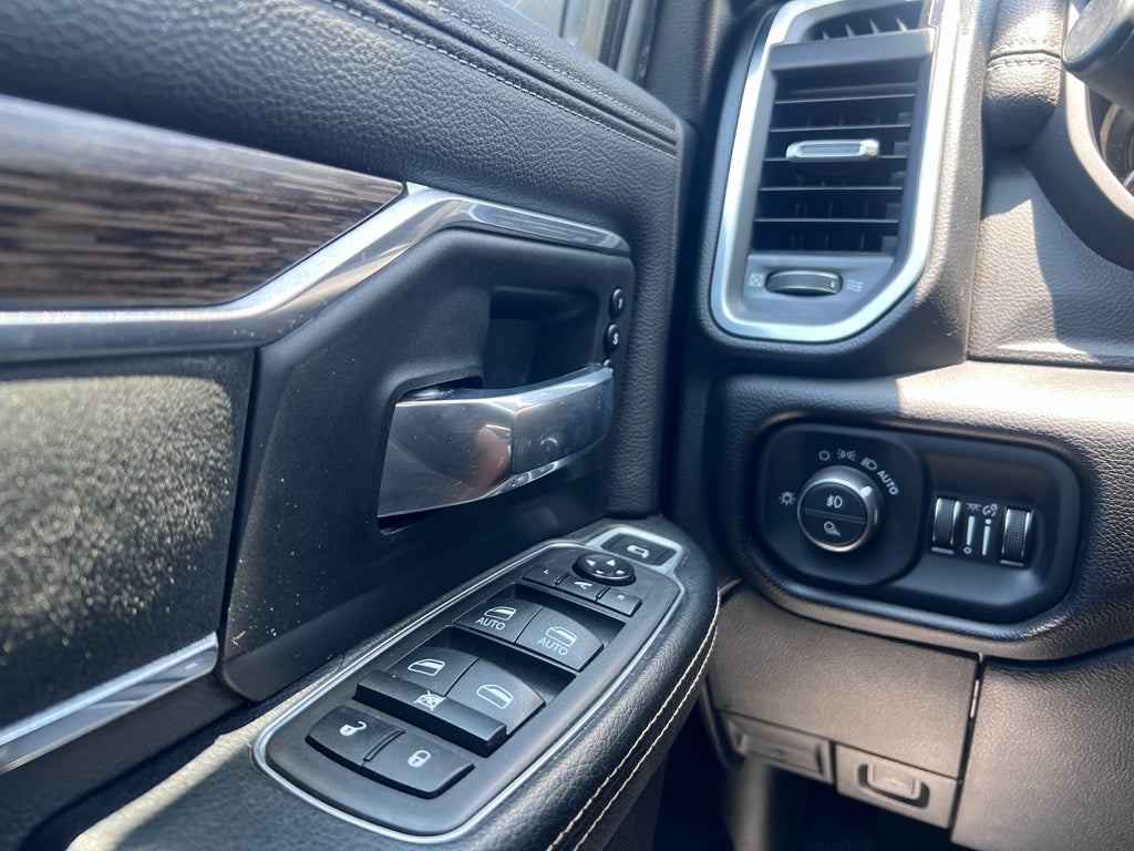 2021 RAM 2500 Laramie Crew Cab 4x4 6'4' Box