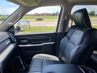 2021 RAM 2500 Laramie Crew Cab 4x4 6'4' Box
