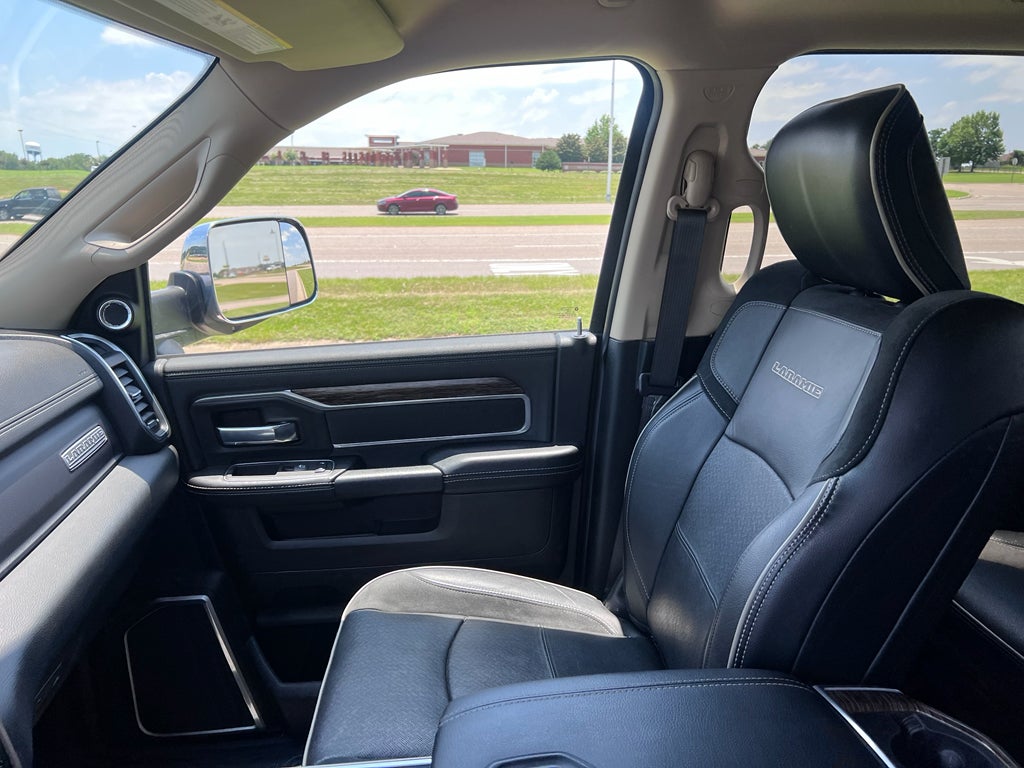 2021 RAM 2500 Laramie Crew Cab 4x4 6'4' Box