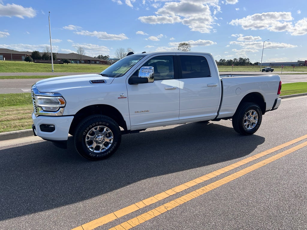 2024 RAM 2500 Laramie Crew Cab 4x4 6'4' Box