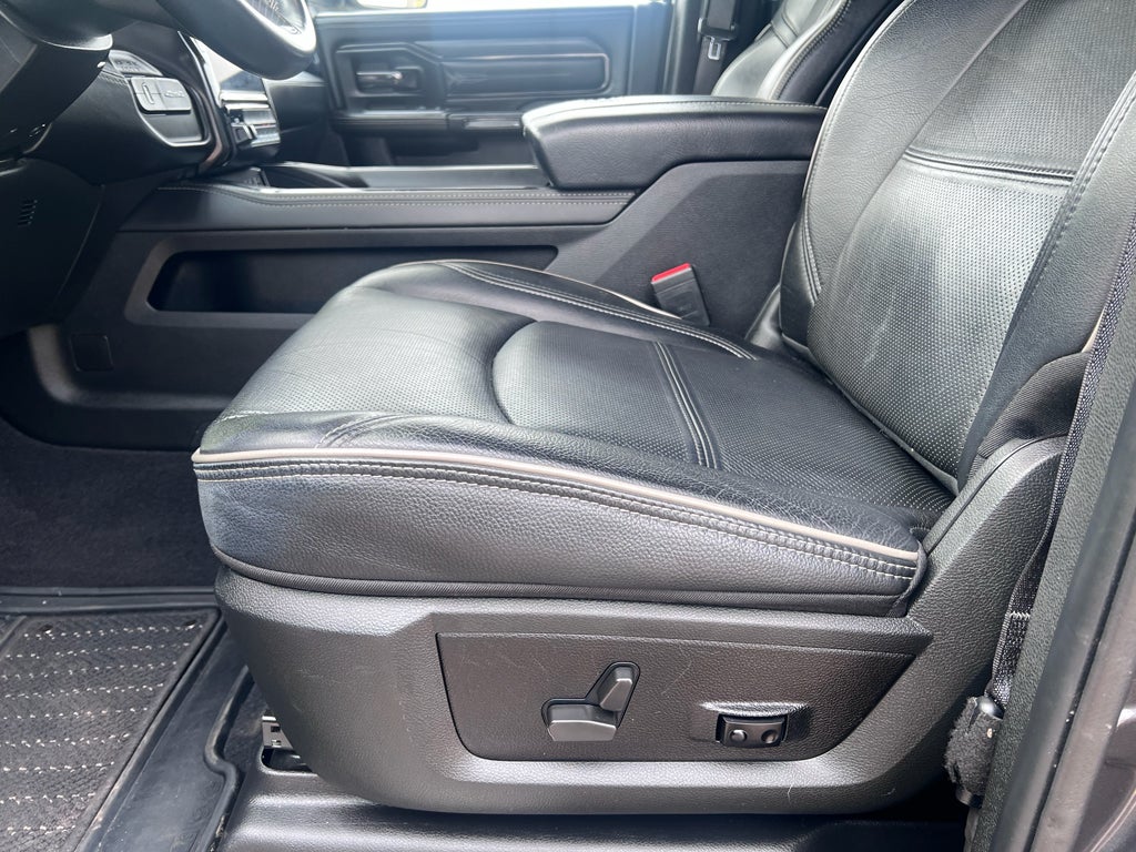 2022 RAM 2500 Limited Mega Cab 4x4 6'4' Box