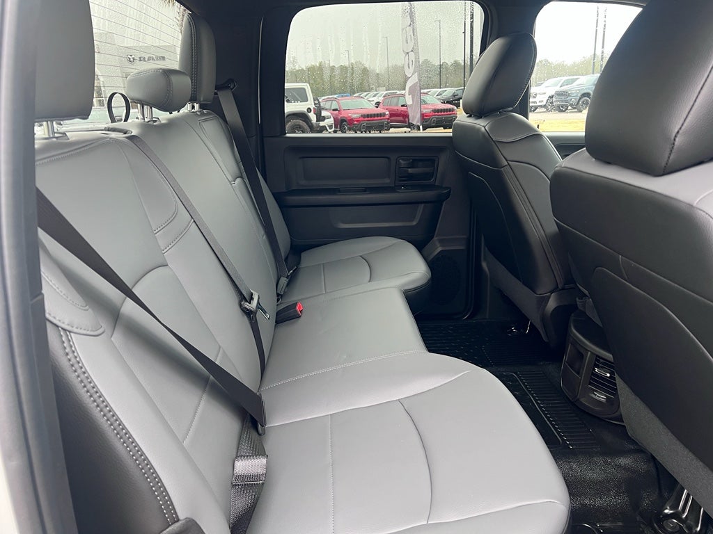 2026 RAM 3500 Chassis RAM 3500 TRADESMAN CREW CAB CHASSIS 4X4 60' CA