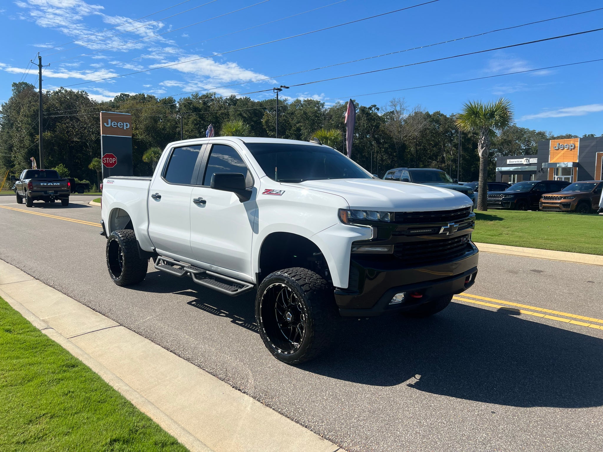 2021 Chevrolet Silverado 4WD Crew Cab Short Bed LT Trail Boss