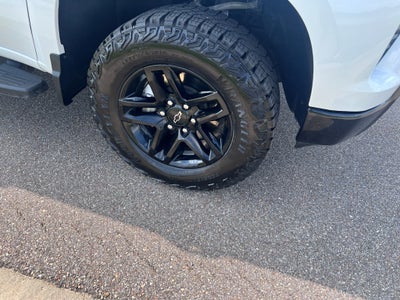 2024 Chevrolet Silverado 4WD Crew Cab Short Bed LT Trail Boss