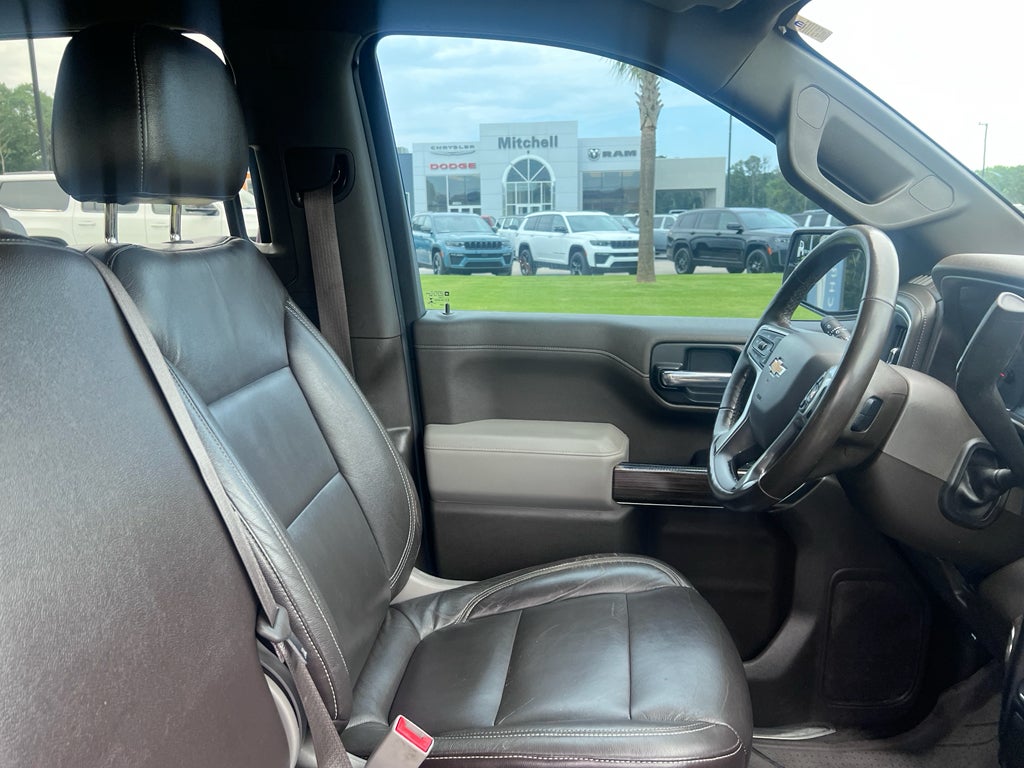 2020 Chevrolet Silverado 4WD Crew Cab Standard Bed LT