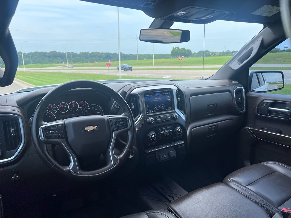 2020 Chevrolet Silverado 4WD Crew Cab Standard Bed LT
