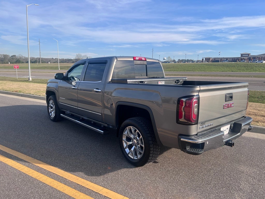2017 GMC Sierra SLT