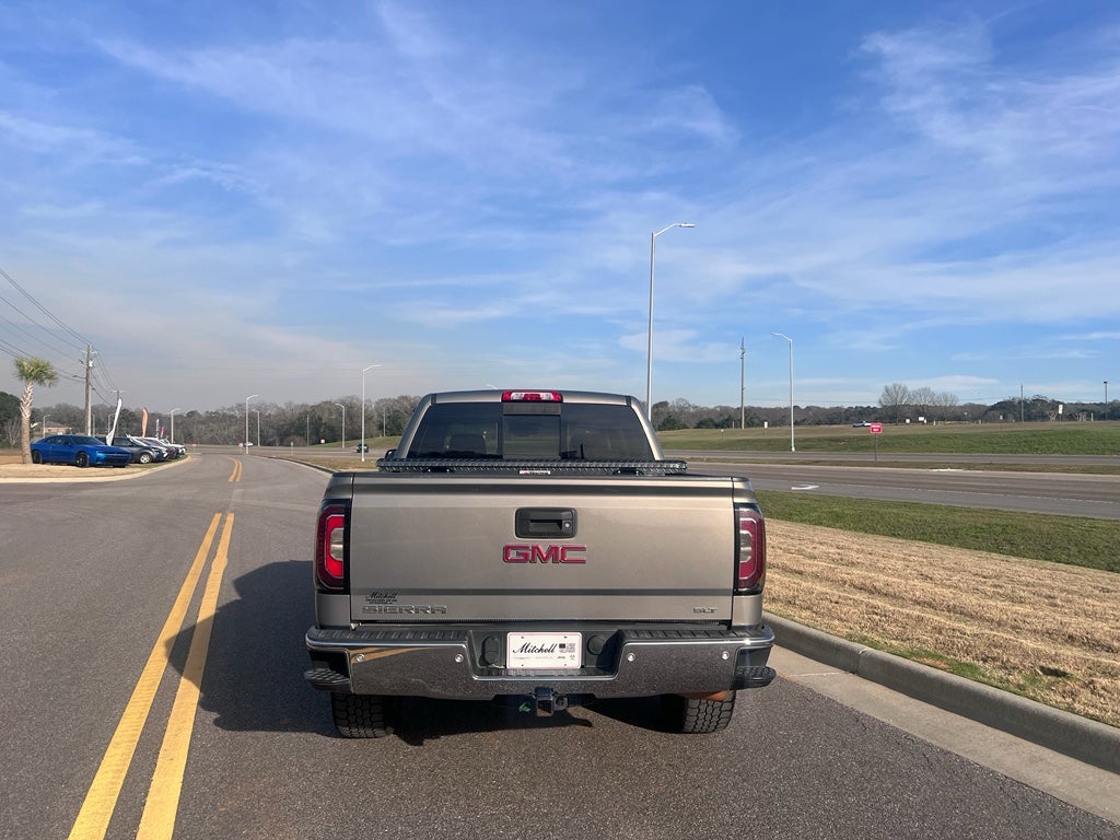 2017 GMC Sierra SLT