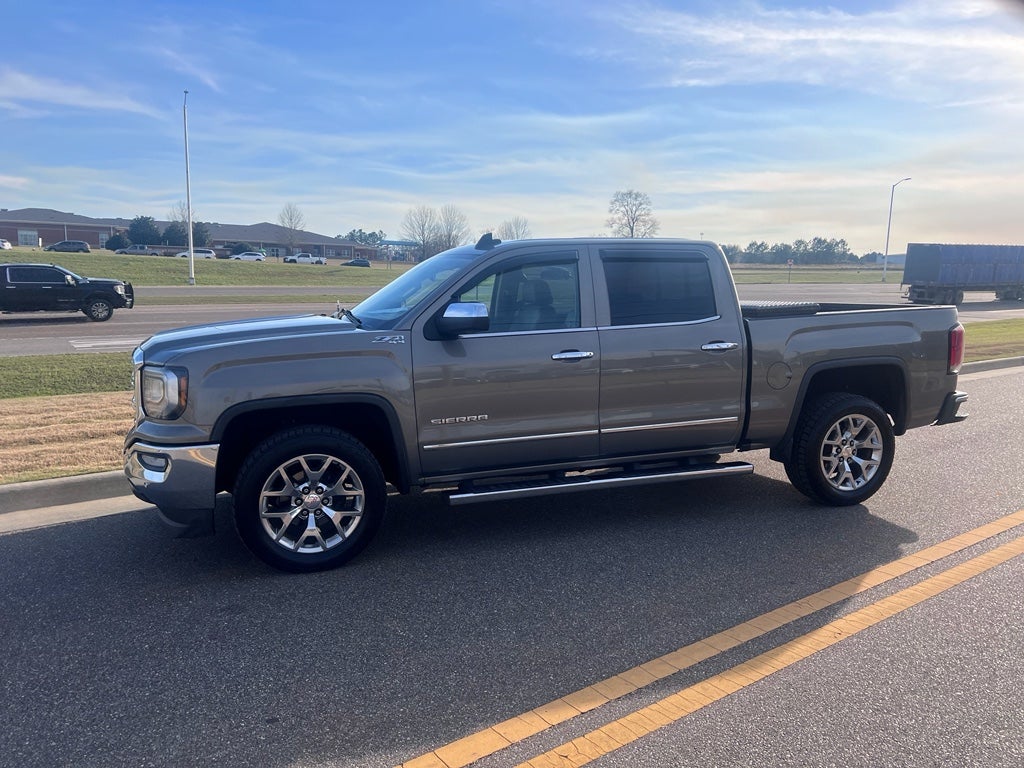 2017 GMC Sierra SLT
