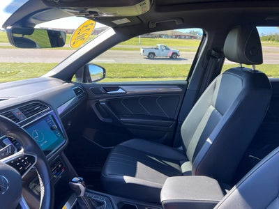 2023 Volkswagen Tiguan 2.0T SE R-Line Black