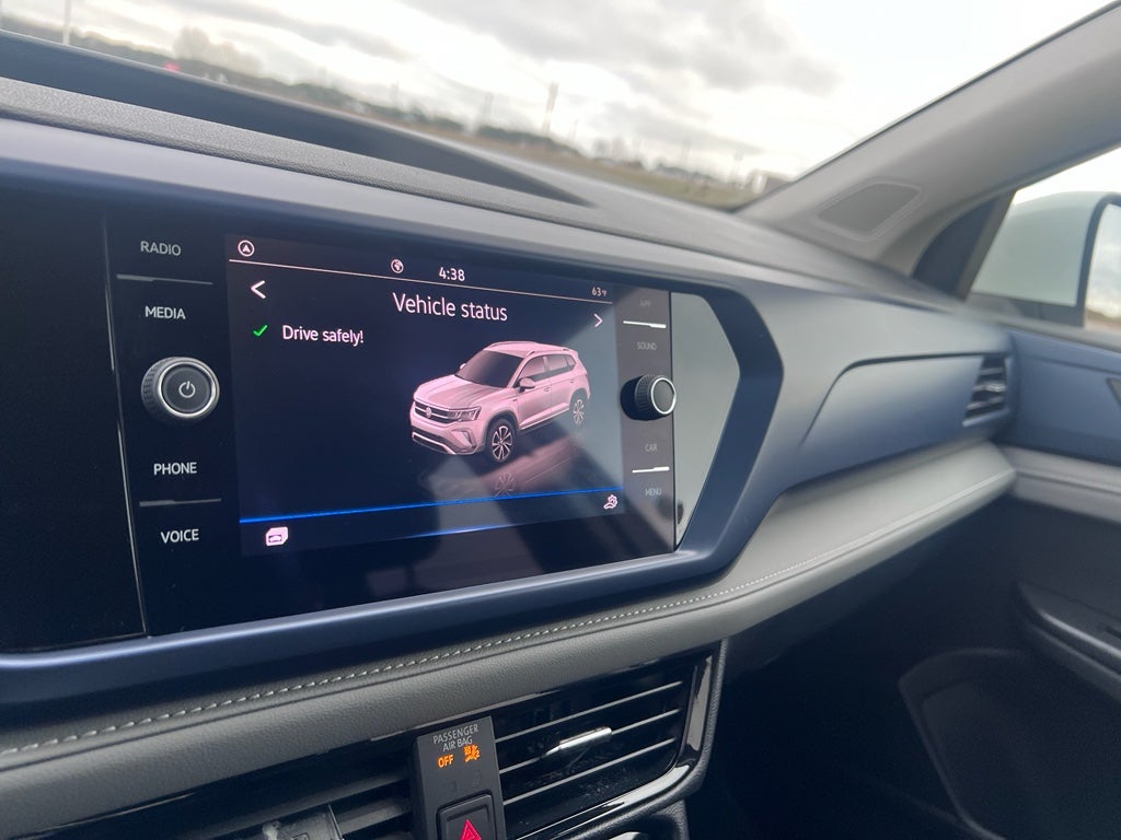 2024 Volkswagen Taos 1.5T SE