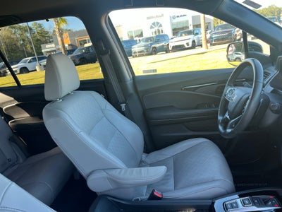 2023 Honda Passport Elite