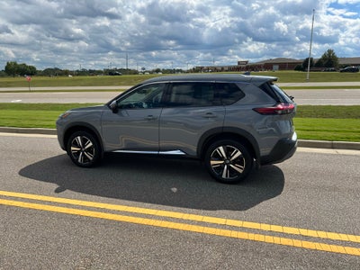 2021 Nissan Rogue SL FWD