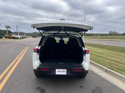 2023 Nissan Pathfinder SV FWD