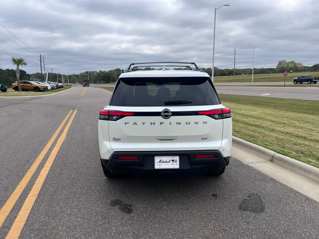 2023 Nissan Pathfinder SV FWD