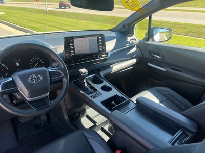 2024 Toyota Sienna XSE