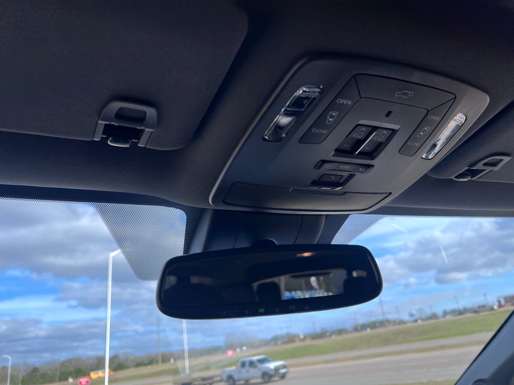 2024 Toyota Sienna Platinum