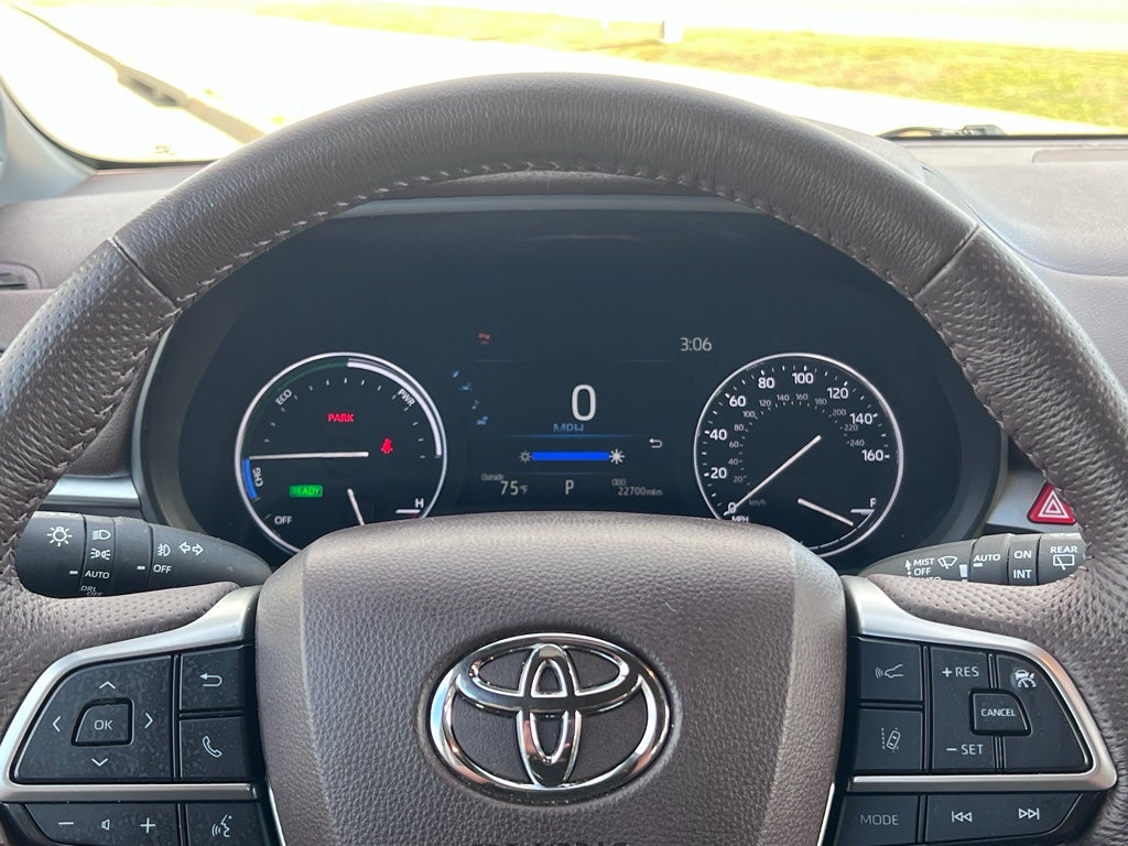 2024 Toyota Sienna Platinum