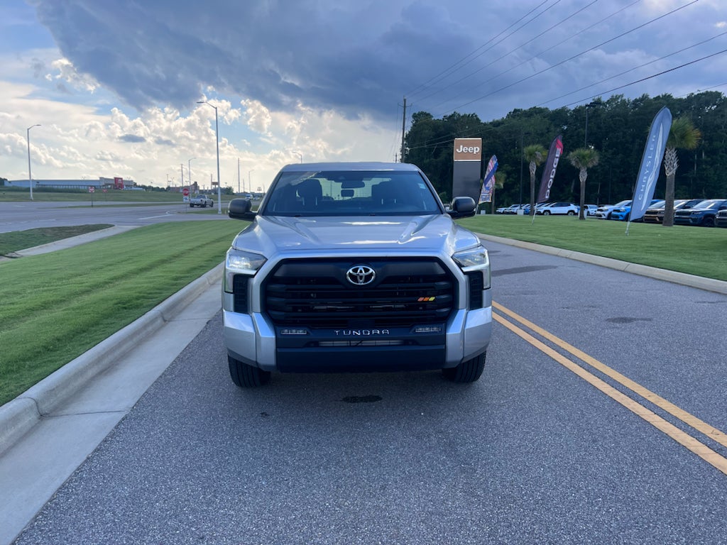2025 Toyota Tundra SR5