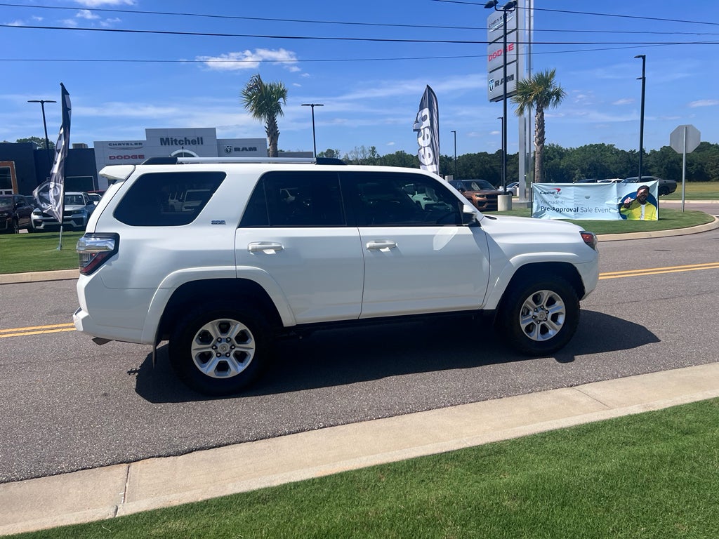 2023 Toyota 4Runner SR5
