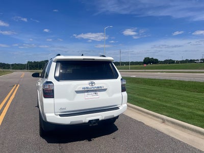 2023 Toyota 4Runner SR5