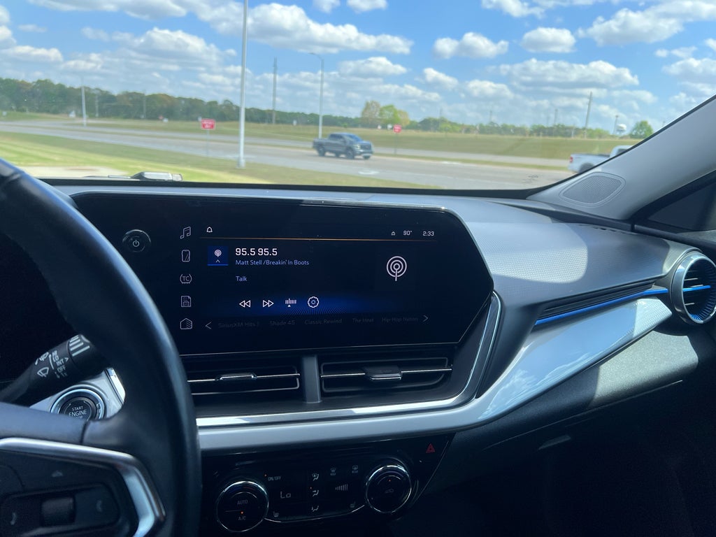 2024 Chevrolet Trax FWD LT