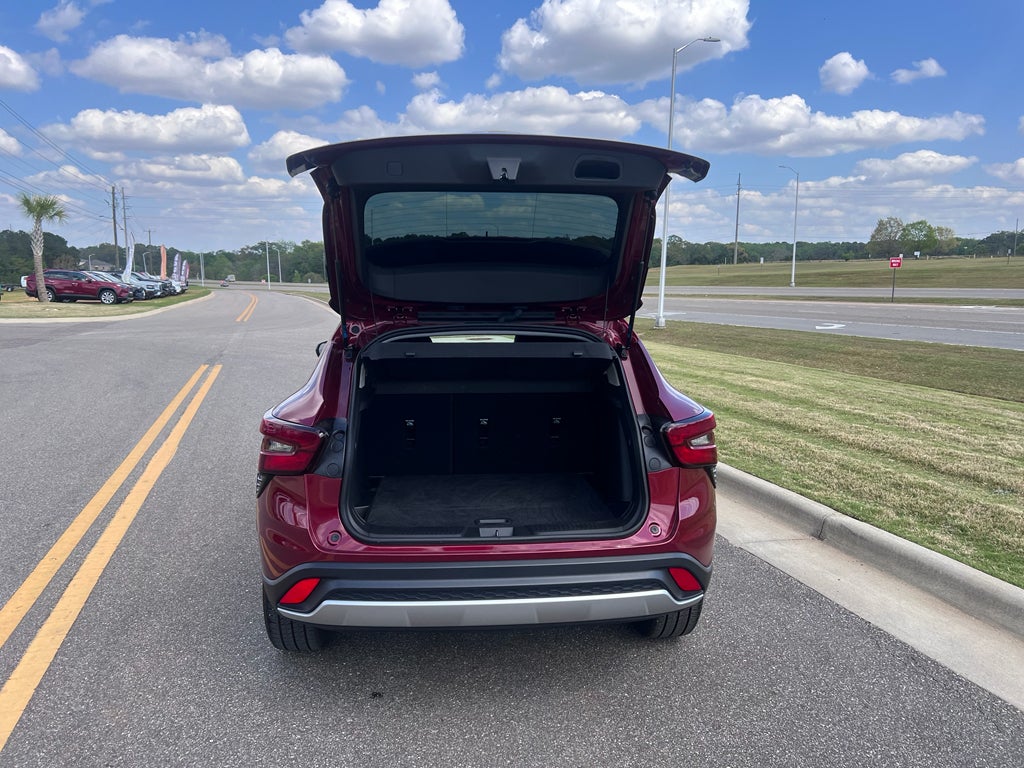 2024 Chevrolet Trax FWD LT