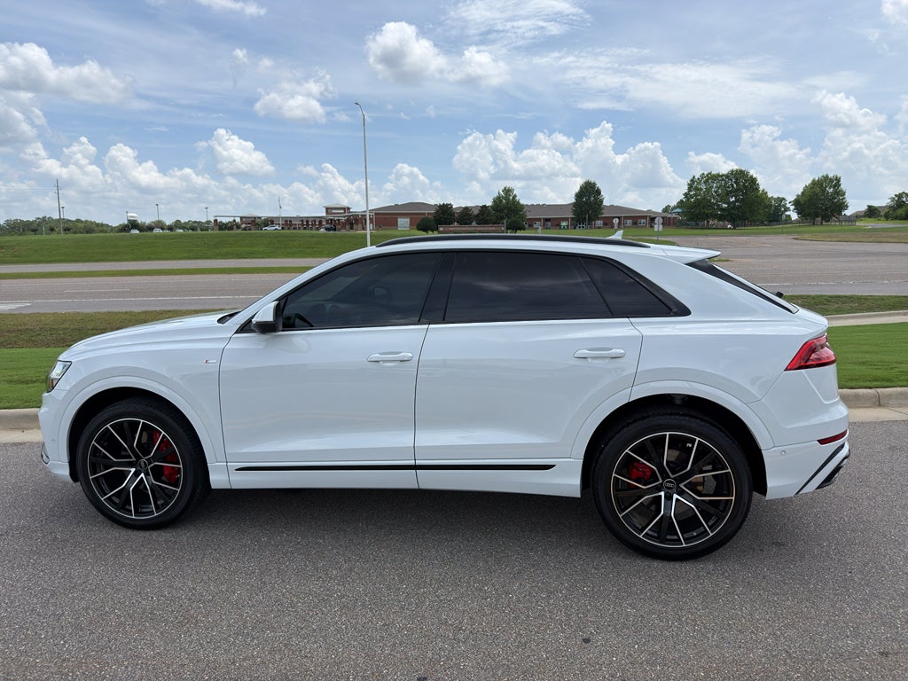 2023 Audi Q8 Premium Plus 55 TFSI quattro Tiptronic