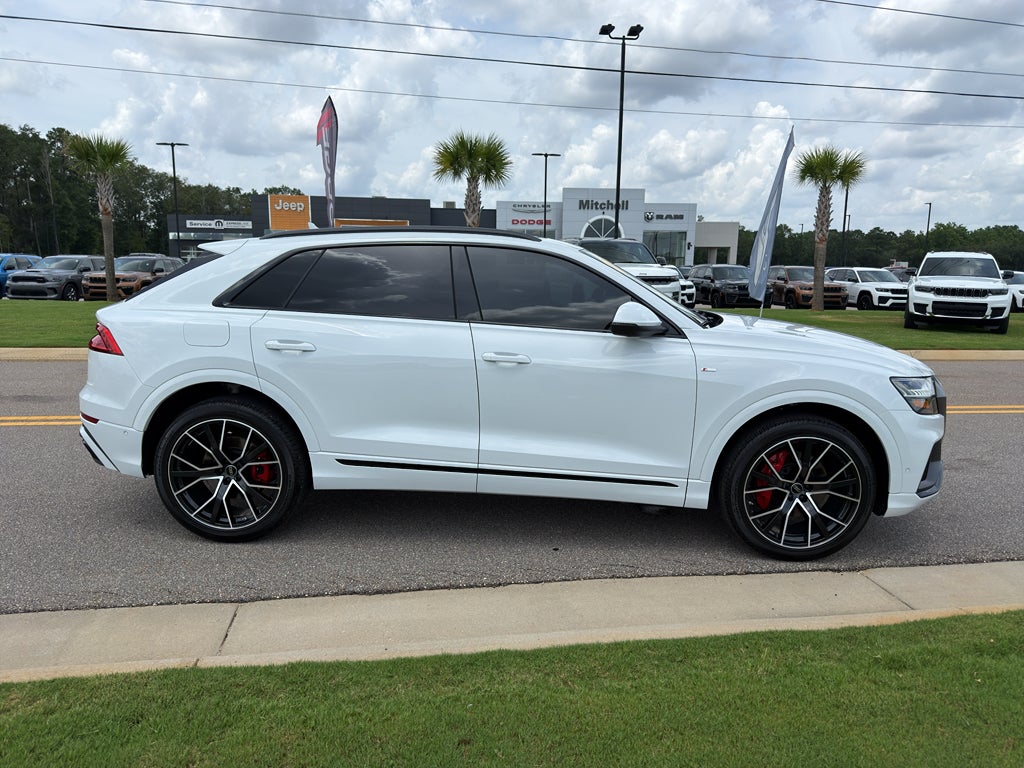 2023 Audi Q8 Premium Plus 55 TFSI quattro Tiptronic