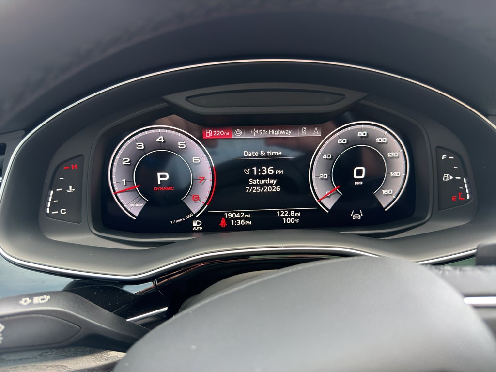 2023 Audi Q8 Premium Plus 55 TFSI quattro Tiptronic