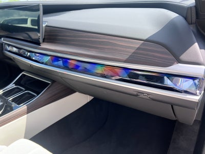 2025 BMW 7 series 740i