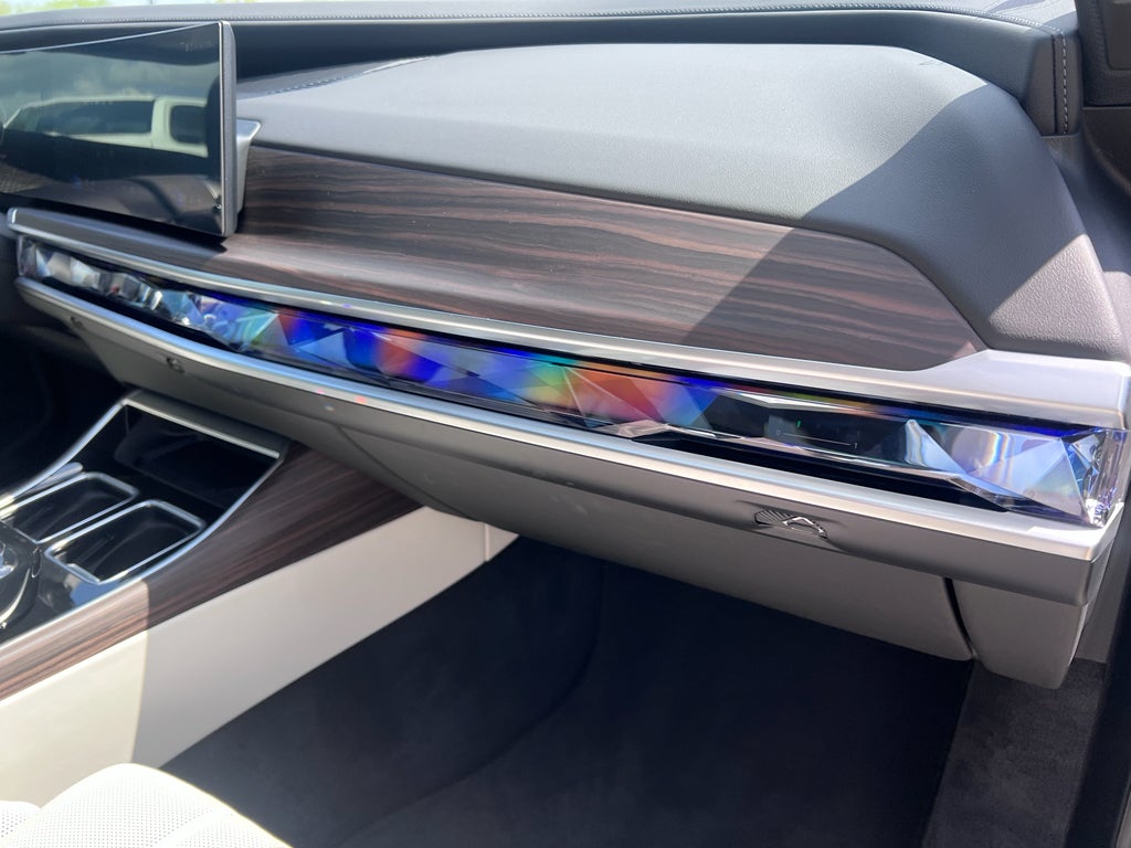 2025 BMW 7 series 740i