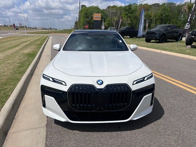 2025 BMW 7 series 740i