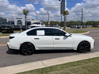 2025 BMW 7 series 740i