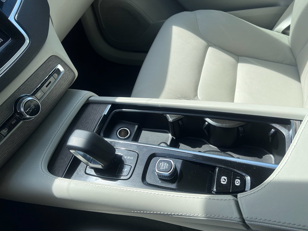 2023 Volvo XC90 B6 Plus 7-Seater