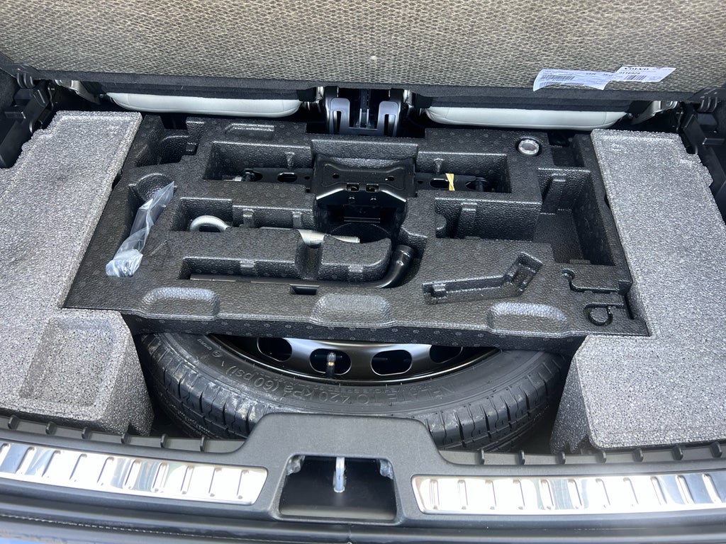 2023 Volvo XC90 B6 Plus 7-Seater